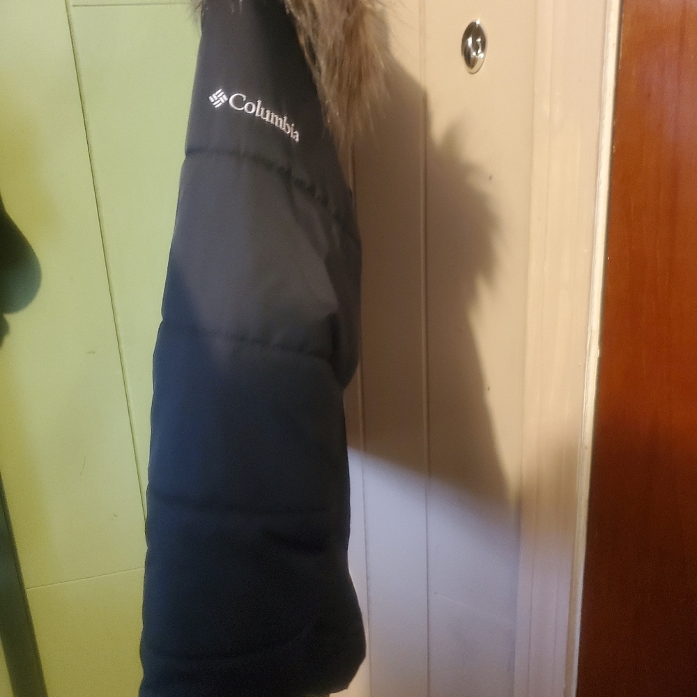 Coat - Picture 2 of 3